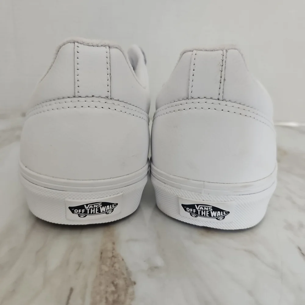 Vans‎ White Athletic Shoes